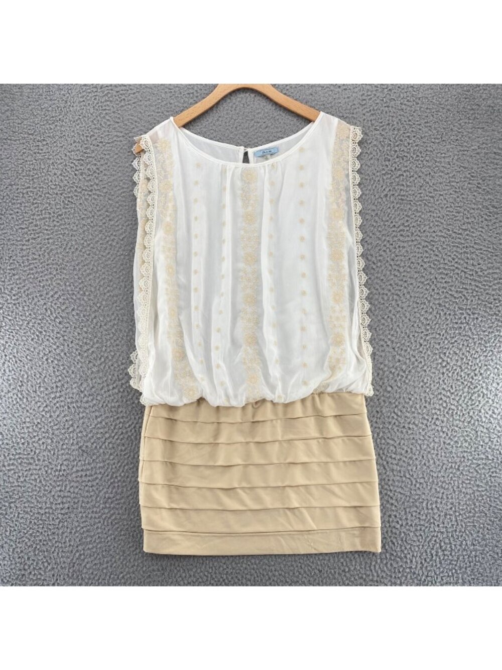 Do + Be Dress Womens Large Beige Mini Chiffon Lace Overlay Bandage Drop Waist